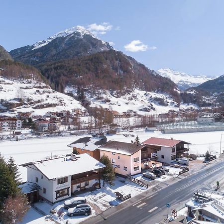 Ferienhaus Apart Sonnzeit Sölden Exteriör bild