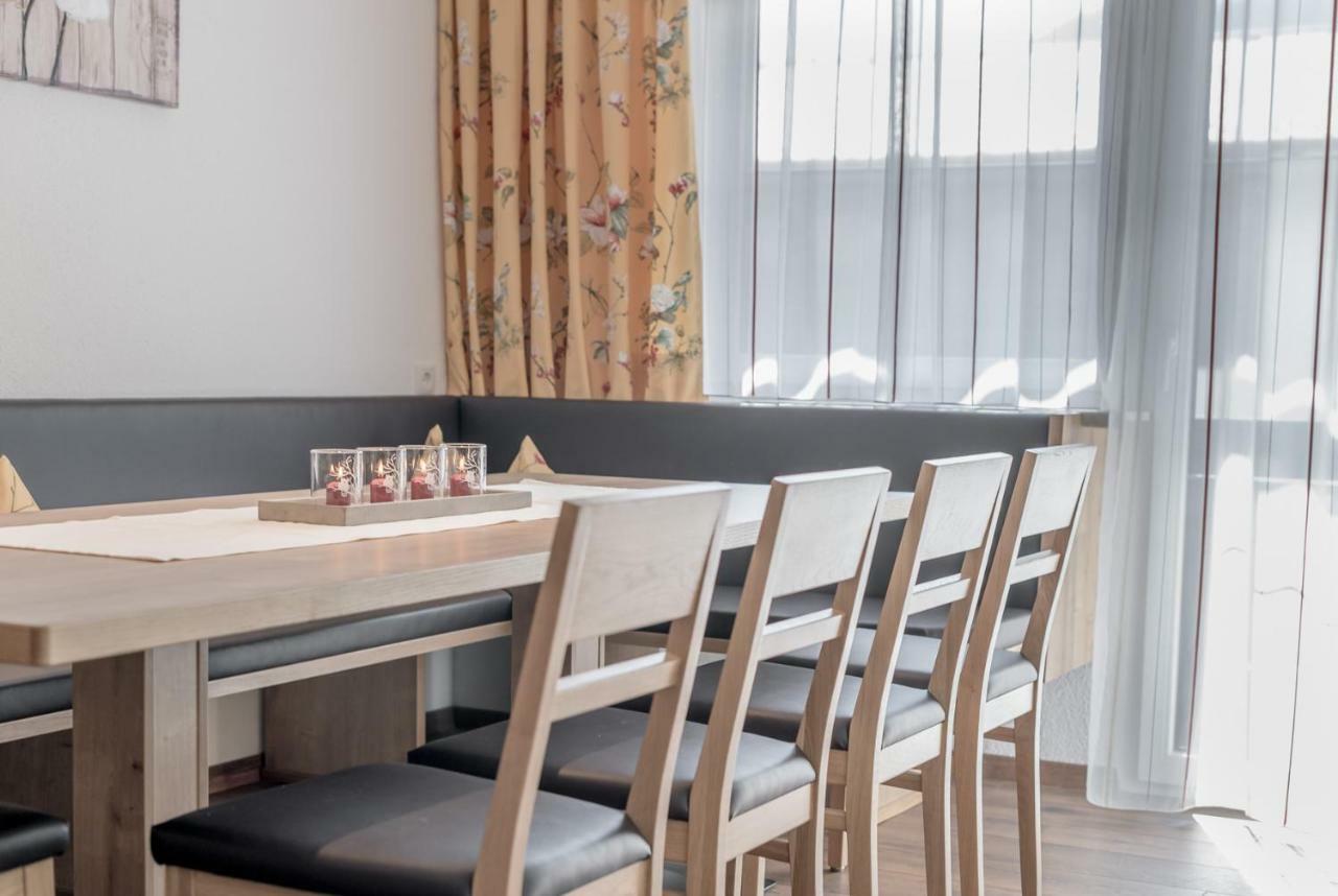 Ferienhaus Apart Sonnzeit Sölden Exteriör bild